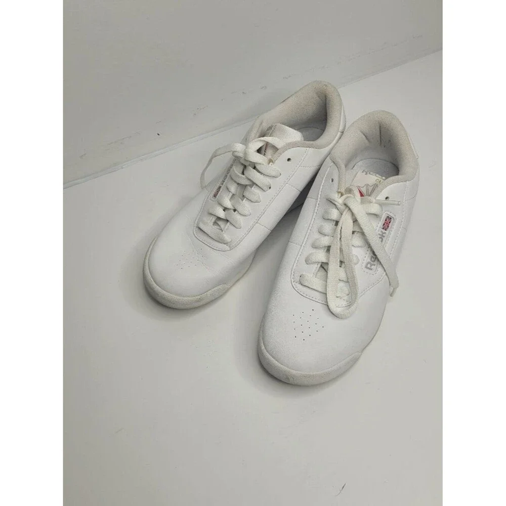 Reebok Women's Princess Walking Shoes white lace up comfortable size 7